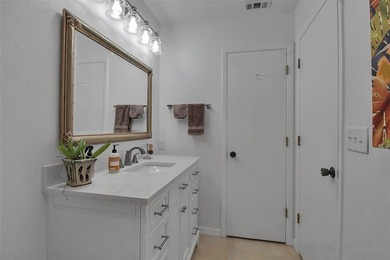 Updated 3-Bedroom Villa with 2-Car Garage in Turnberry Woods at - photo 43