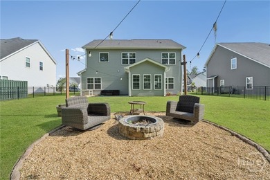 The heart of this this meticulously maintained 5-bedroom - photo 46
