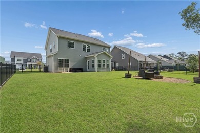 The heart of this this meticulously maintained 5-bedroom - photo 47