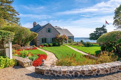 Starboard Ledge is a stunning 5-bedroom York Harbor home that - photo 47