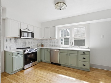 Do You Suffer From Old House Love?Knees get weak at the sight of - photo 13