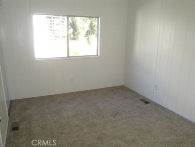 GREAT REMODELED WITH NEW PAINT, FLOORING, ROOF & APPLIANCES - photo 15