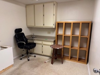 Prime office opportunity in Fort Walton Beach! Located at 1013 - photo 6