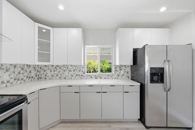 Completely renovated 4-bedroom home in the heart of Miami - photo 16