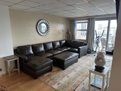 Corner unit with OCEAN AND BAY VIEWS!! Sit on your balcony and - photo 18