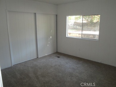 GREAT REMODELED WITH NEW PAINT, FLOORING, ROOF & APPLIANCES - photo 19