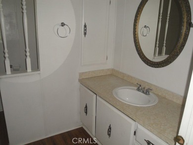GREAT REMODELED WITH NEW PAINT, FLOORING, ROOF & APPLIANCES - photo 22