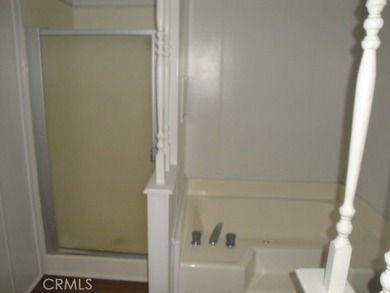 GREAT REMODELED WITH NEW PAINT, FLOORING, ROOF & APPLIANCES - photo 24