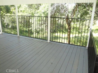GREAT REMODELED WITH NEW PAINT, FLOORING, ROOF & APPLIANCES - photo 26