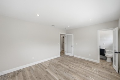 Completely renovated 4-bedroom home in the heart of Miami - photo 28
