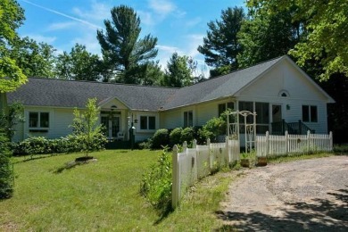 Davis Lake - Leelanau County Home For Sale in Kasson Twp Michigan