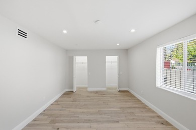 Completely renovated 4-bedroom home in the heart of Miami - photo 36