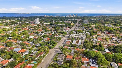 Completely renovated 4-bedroom home in the heart of Miami - photo 37