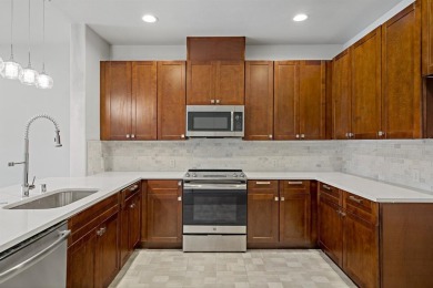 This beautiful condo is located on the 2nd floor with an