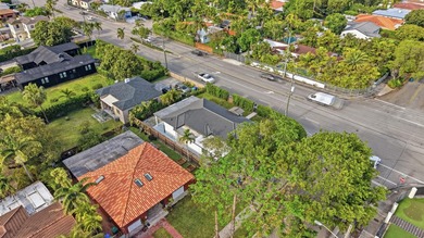Completely renovated 4-bedroom home in the heart of Miami - photo 41