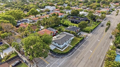 Completely renovated 4-bedroom home in the heart of Miami - photo 46