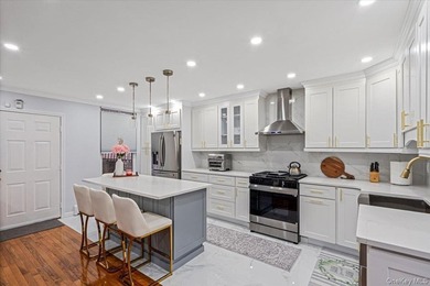 Beautiful Diamond Condition 2 Family Home In The Heart Of The - photo 7