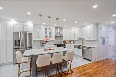 Beautiful Diamond Condition 2 Family Home In The Heart Of The - photo 8