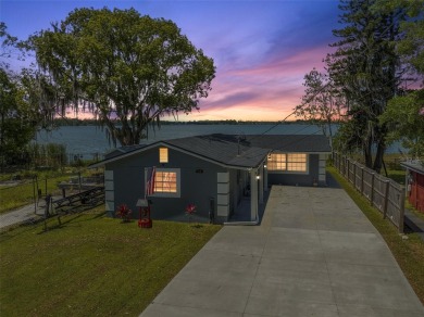 Lake Home For Sale in Lake Alfred, Florida
