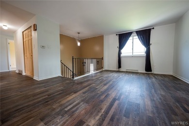 Welcome to 3933 Sharondale Drive! This inviting 3-bedroom - photo 3