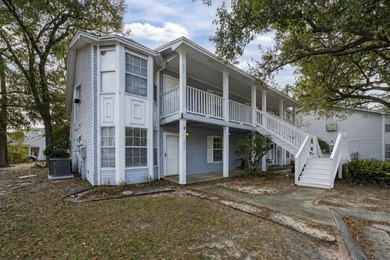Welcome to this 2-bedroom, 2-bathroom first-floor corner unit in - photo 2
