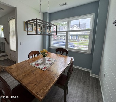 Nice price reduction for this 5 year-old well maintained home - photo 7