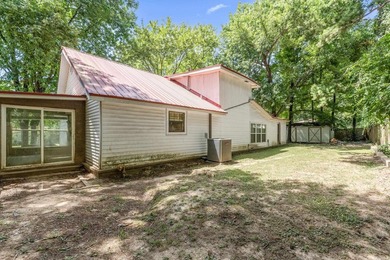**Welcome home to 19 Norwood Drive in Mayflower!** This - photo 25