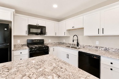Right size your living situation with this 3 bedroom, 2 bath - photo 6