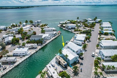 Spectacular peekaboo open water views abound with this updated 2 - photo 28