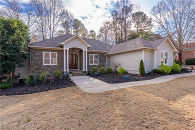 Lake Keowee Home For Sale in Seneca South Carolina