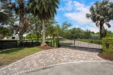 (private lake, pond, creek) Home For Sale in Loxahatchee Florida