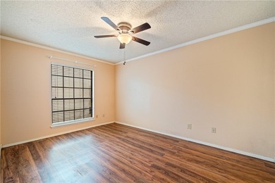 Welcome to The Mansions! This charming 2 bedroom, 2 full - photo 17