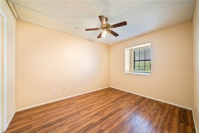 Welcome to The Mansions! This charming 2 bedroom, 2 full - photo 21