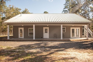 Suwannee River Home For Sale in Old Town Florida