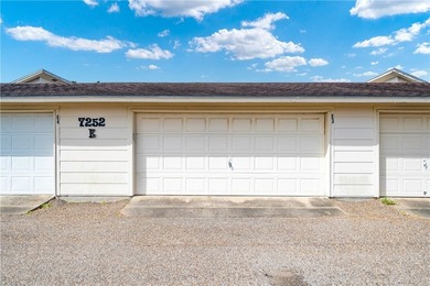 Welcome to The Mansions! This charming 2 bedroom, 2 full - photo 26