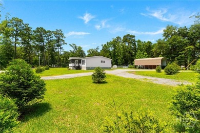 Welcome to your ultimate retreat! Built in 2020, this stunning - photo 36