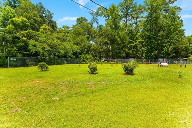 Welcome to your ultimate retreat! Built in 2020, this stunning - photo 38