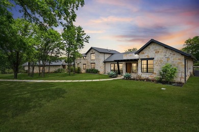 First time to market, this custom estate built by Kenneth Graham - photo 3