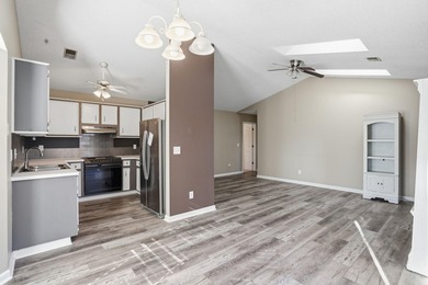 Welcome to 8562 Brookforest Dr, a beautiful 3-bedroom - photo 11