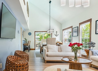 Recently updated canal-front home in highly desirable Upper - photo 11