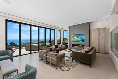 STUNNING 180-DEGREE OCEAN VIEWS, PRIME LOCATION, PRISTINE - photo 11