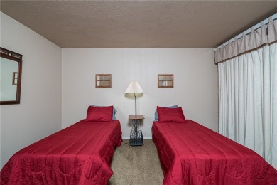 This beautiful unit at the lovely Breakers Condos is available