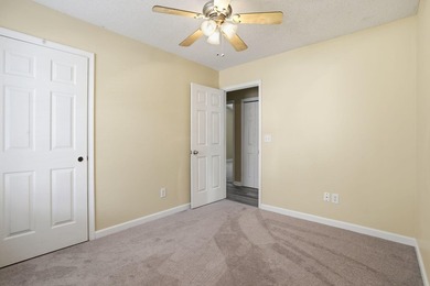 Welcome to 8562 Brookforest Dr, a beautiful 3-bedroom - photo 18