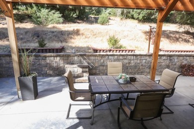 Welcome to your serene oasis in Scotts Valley! This charming - photo 19