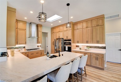Discover a luxurious lifestyle at this stunning single-story - photo 10