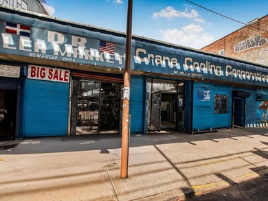 Massive Opportunity to own over 6,628 of retail space in the - photo 1