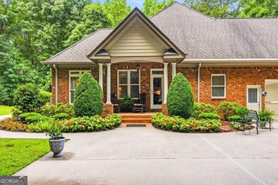 Offered for the first time by the original owners, this stunning - photo 4