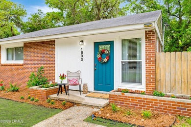Motivated Seller! *NEW ROOF June 2026* Welcome to your charming - photo 3
