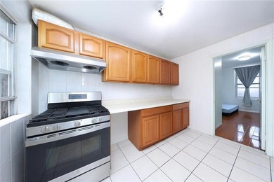 Rare-find oversized 2-family brick home with 8 bedrooms, 5 full - photo 7