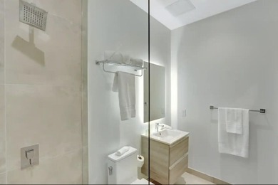 Turn-key and fully furnished 1-bedroom, 1-bath unit in the heart - photo 12